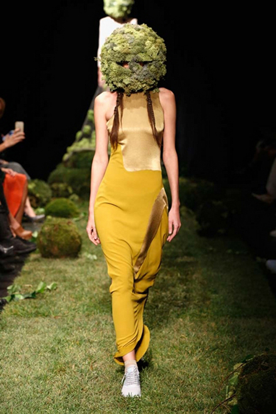 mercedes-benz-fashion-week-istanbul-tuba-ergin-gardirop-3